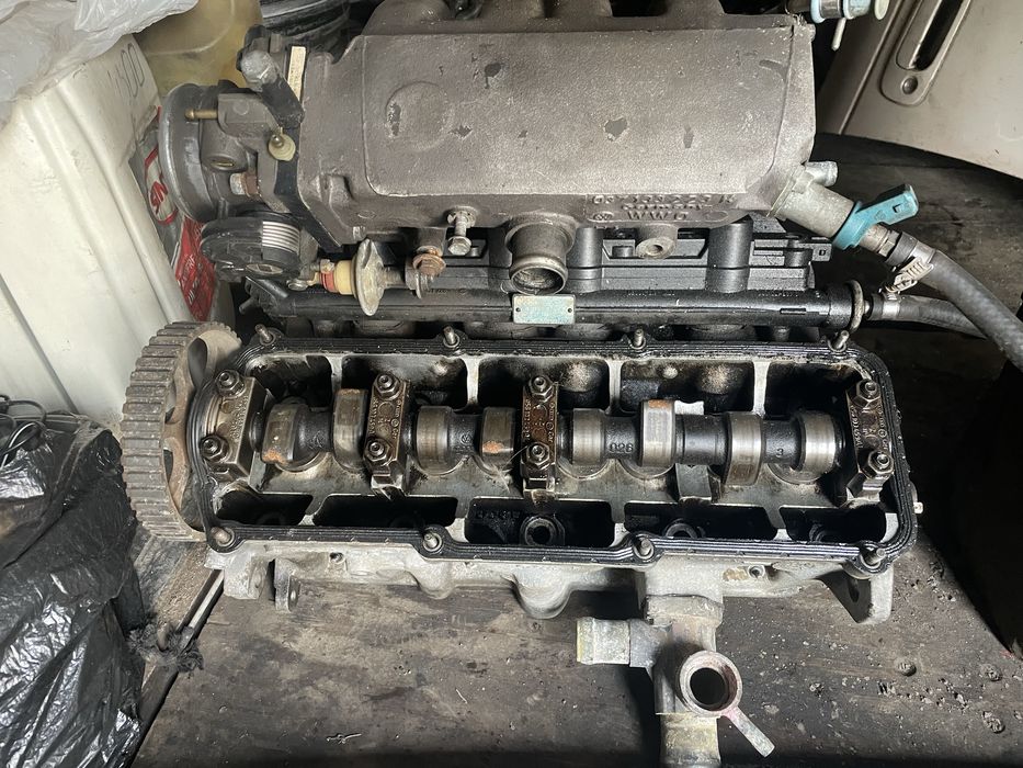 ГБЦ фольцваген пассат б3 б4 гольф 3 вента мотор 2.0 2е