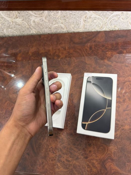 Iphone 16 pro 256 gb в отличном состоянии