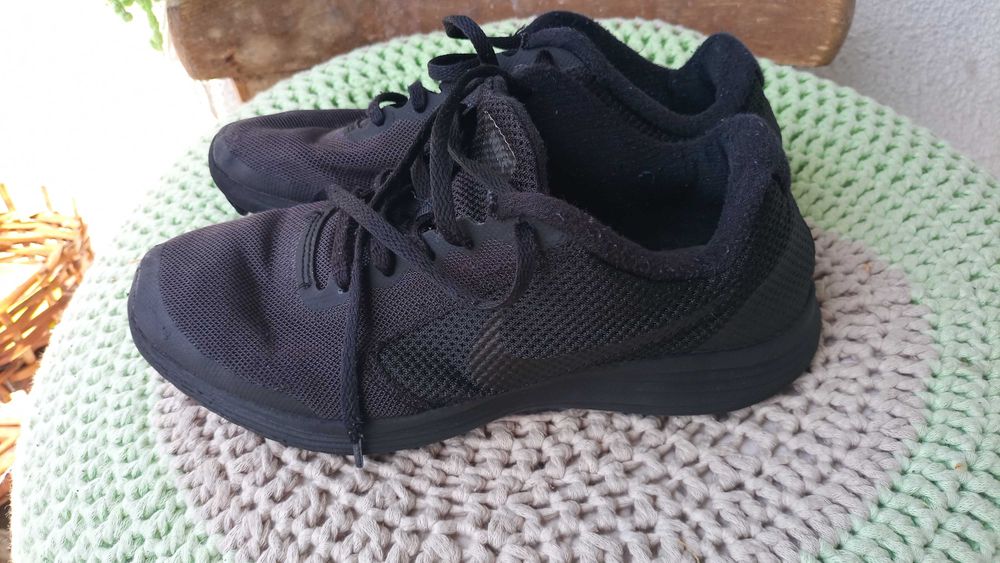 Детски маратонки nike 38.5, 24см черни, син номер36,стелка 23см