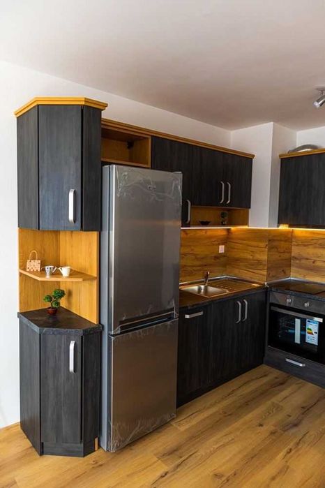 Продава се Тристаен апартамент в София, Надежда 3 - 110 кв.м за 2500 €/кв.м - Снимка #8