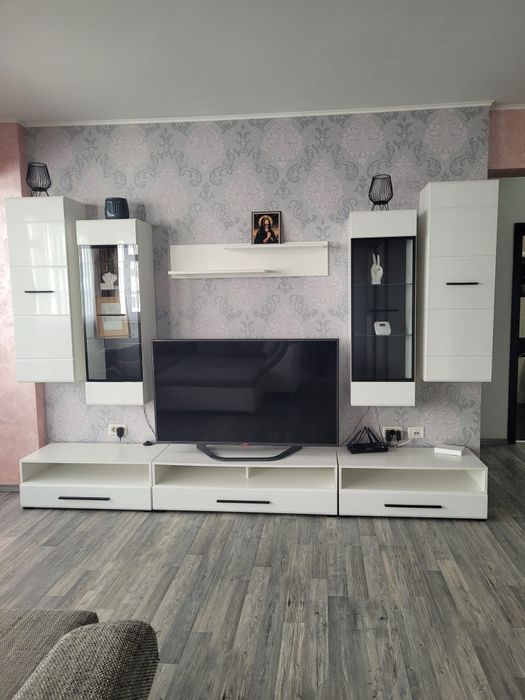 Inchiriez apartament 2 camere 68mp nordic