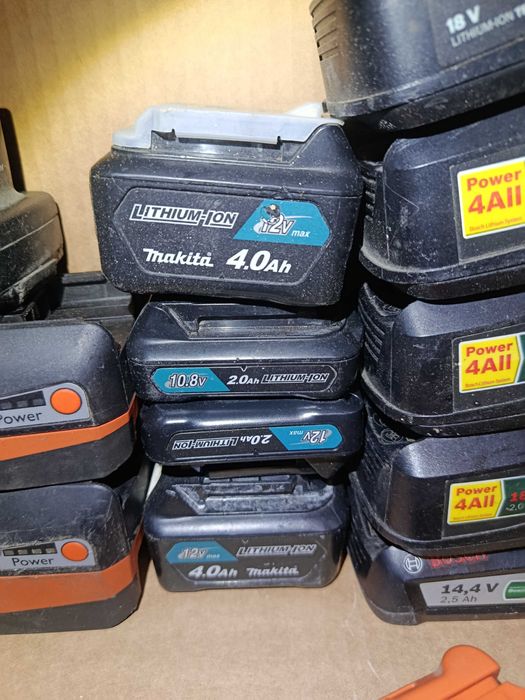 Baterii Acumulatori BOSCH Metabo MIlwaukee Fein Makita 12V 18V 10.8V
