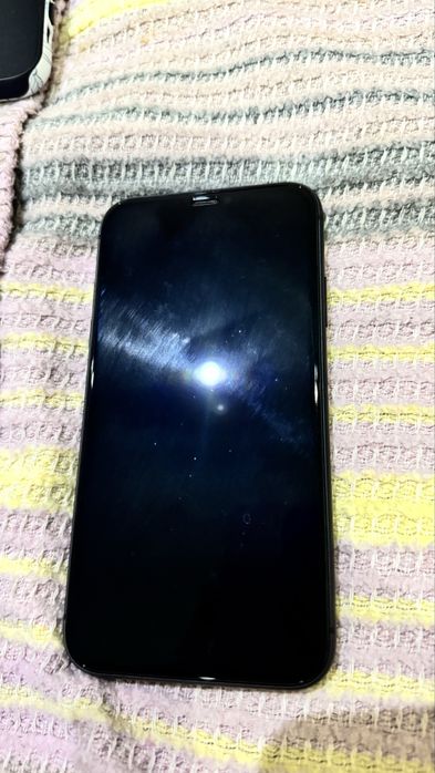 Продам iphone 11