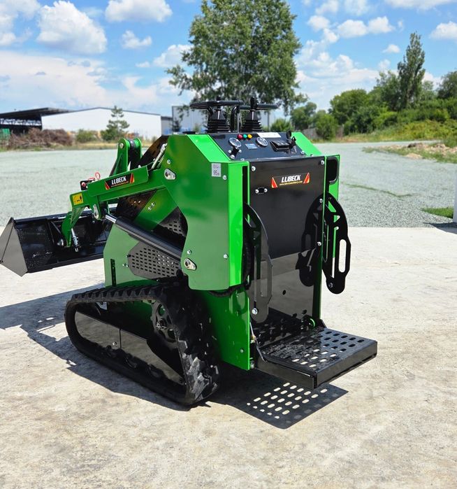 Incarcator Frontal ELECTRIC Lubeck F 200 E-Nou-Garantie 2 ani
