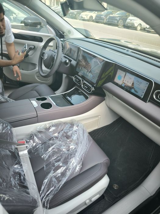 Leapmotor C 11 Gibrid