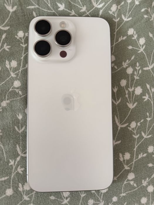iPhone 15 Pro Kax 256GB