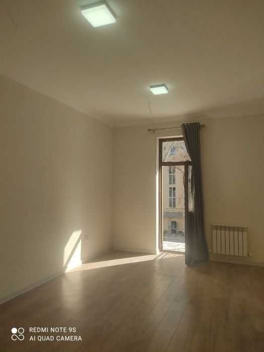 Сдам 122 м² Офис в аренду в Центре. Шота Руставели. Парк Бабура!