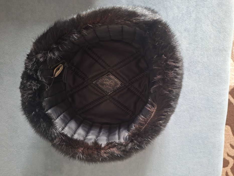 Продам ушанку в отличном состоянии.