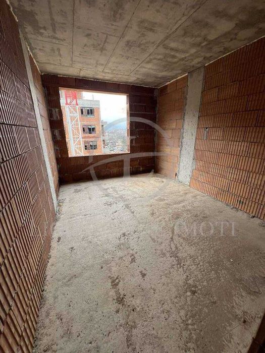 Продава се Тристаен апартамент в Пловдив, Кючук Париж - 106 кв.м за 1604 €/кв.м - Снимка #1