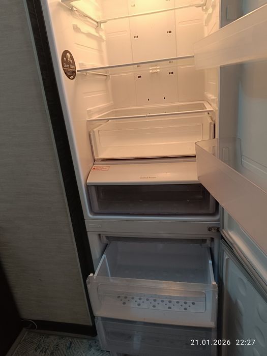 Холодильник Samsung