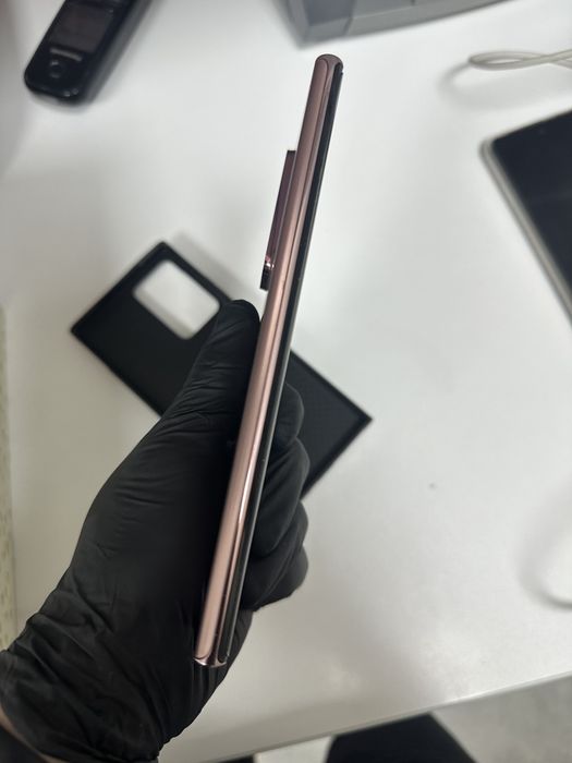 Срочно Samsung Galaxy Not 20 Ultra 5G