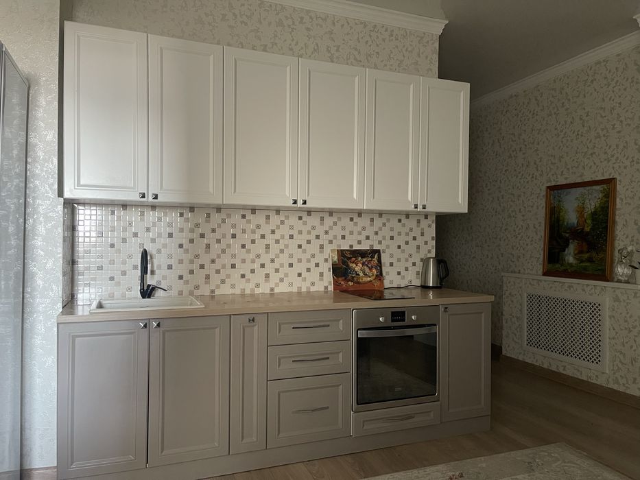 Продается кухня б/у с техникой