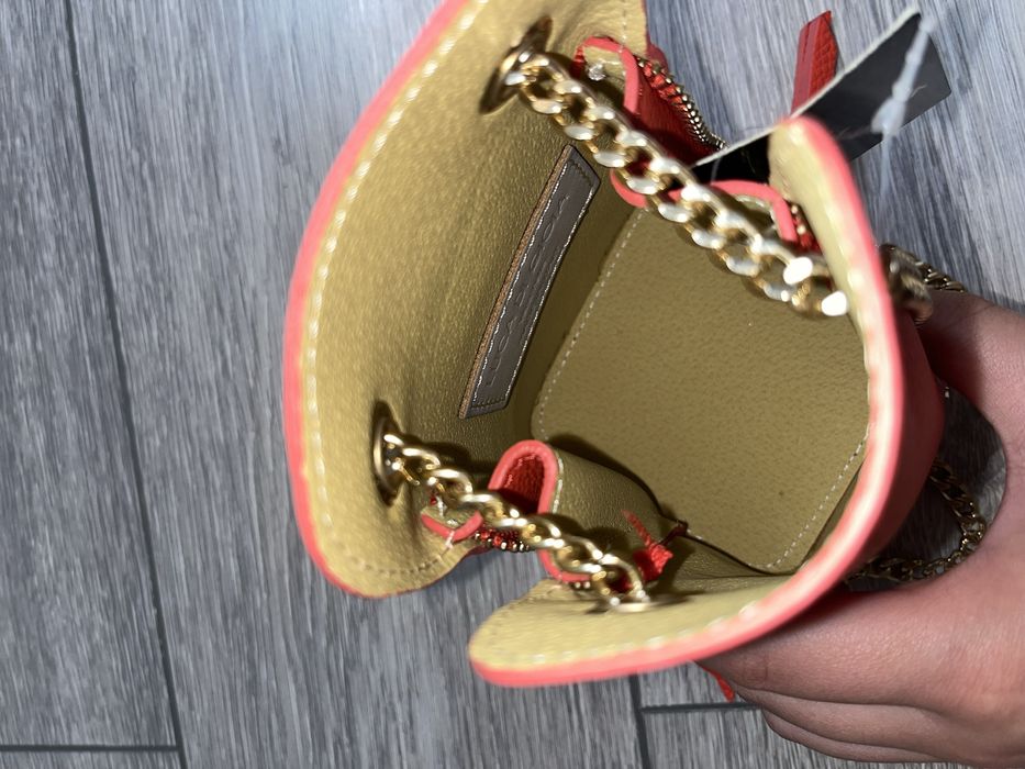 geantă din PIELE naturală