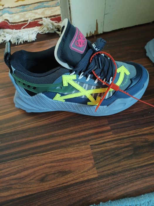 Adidași Originali Off white Nr 42