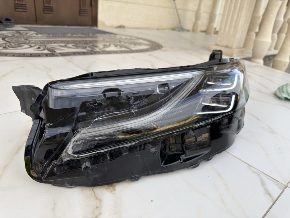 Передняя фара камри 80