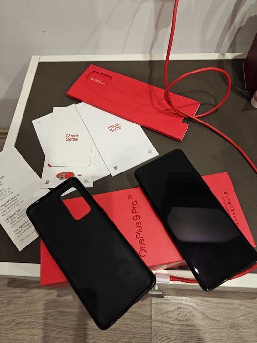 Смартфон One Plus 9 Pro