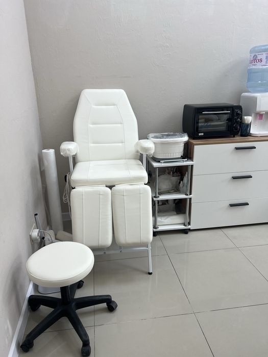 Сдам место в ногтевой студии