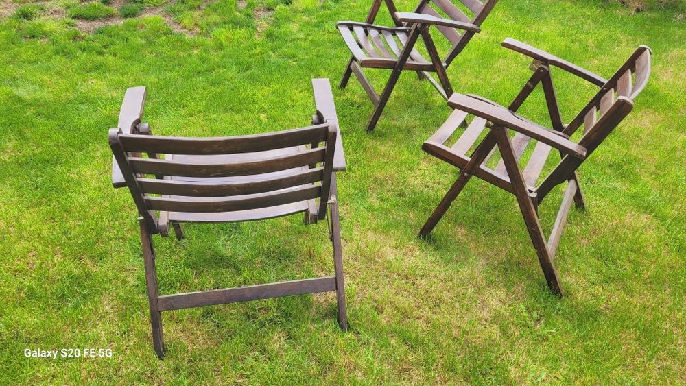 Стол подходящ и за бюро