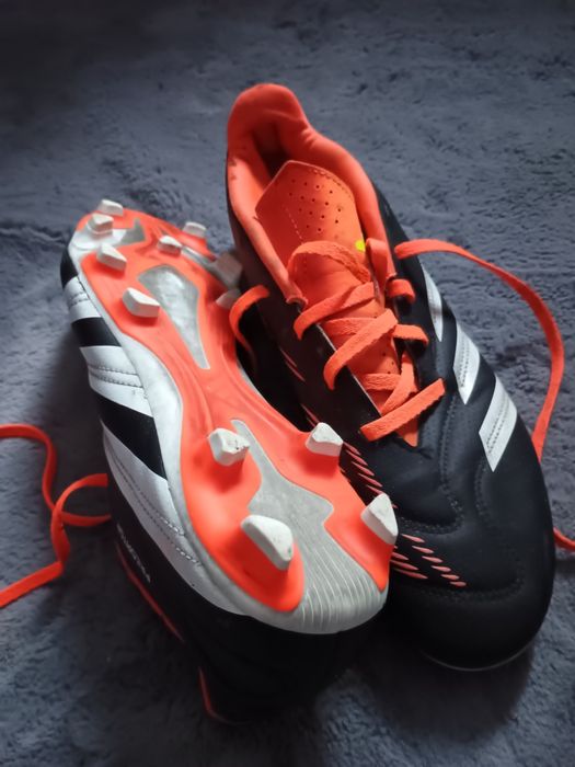 Бутонки Adidas predator