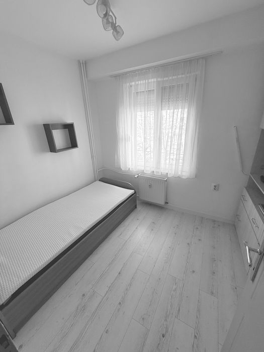Apartament cu o camera, zona Decebal