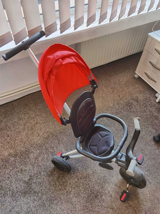 Tricicleta ultrapliabila Qplay Nova Rubber rosu