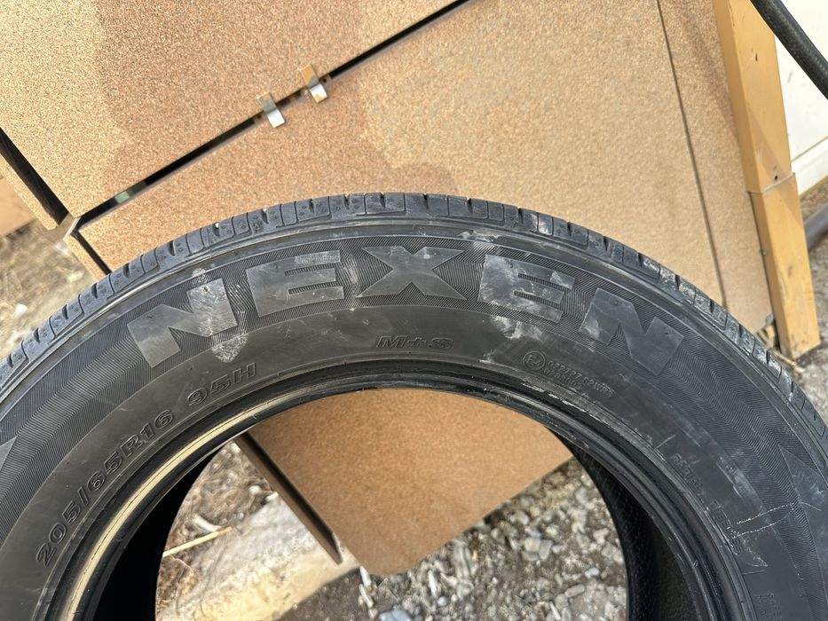 Шины б/у  в хорошем состоянии NEXEN