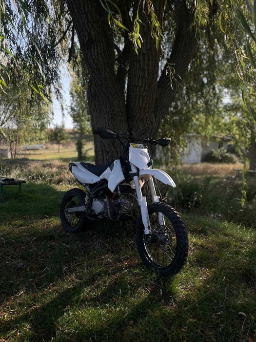 Cross Apollo RXF150