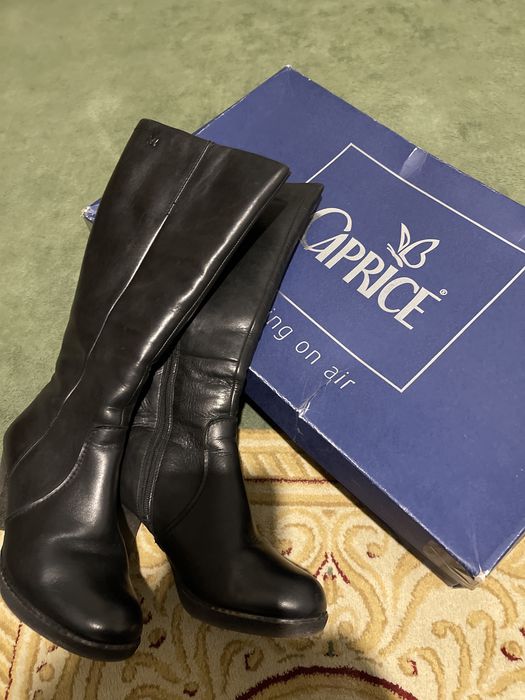 Обувь.В отличном состоянии.