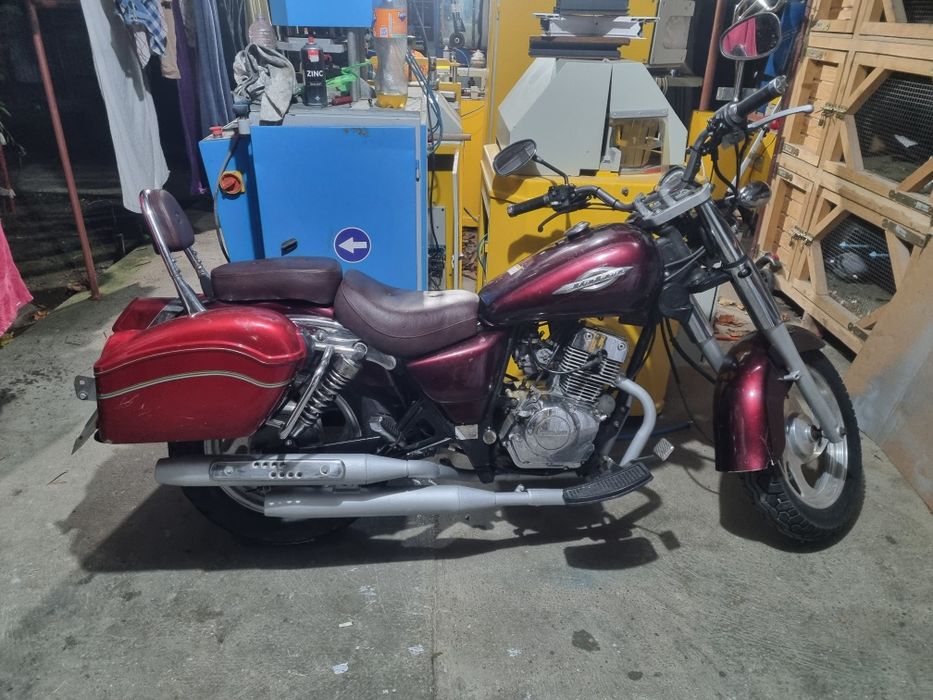 Motocileta Jinlun 125