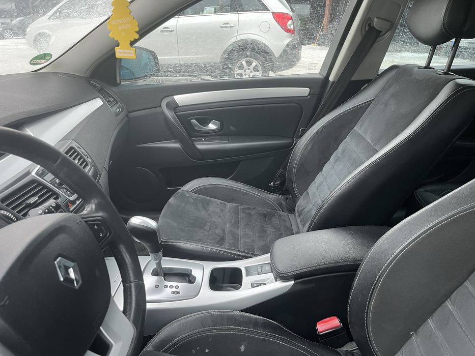 Renault Laguna  3  Automat 2.0 DCI 150 cp