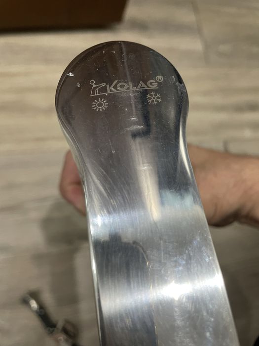 Продам смеситель в раковину