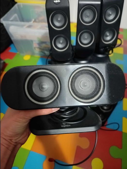 система за компютър Logitech