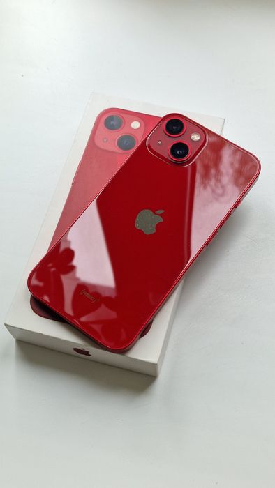 Продам айфон 13.