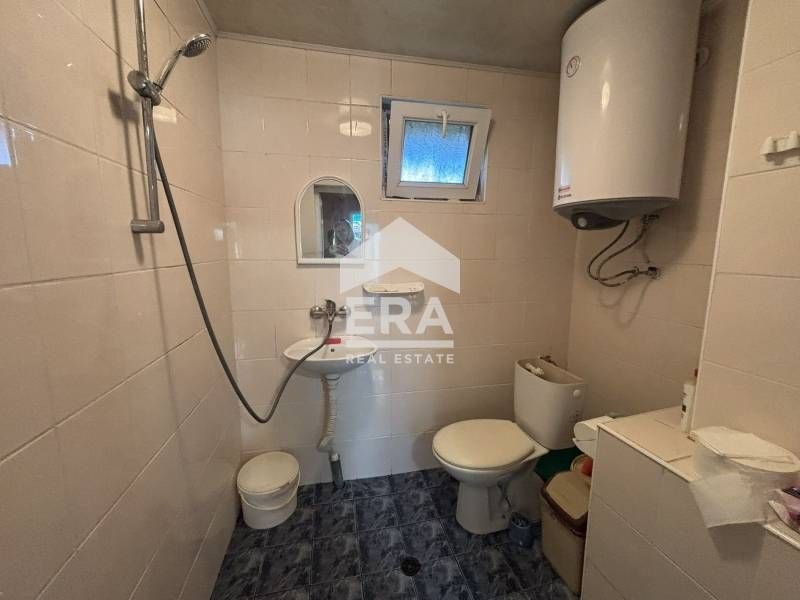 ЕКСКЛУЗИВНО!Двуетажна къща с РЗП 121m2 в село Оборище , обл Варна