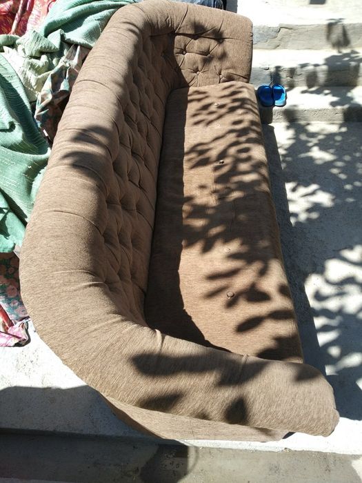 Продаются два дивана