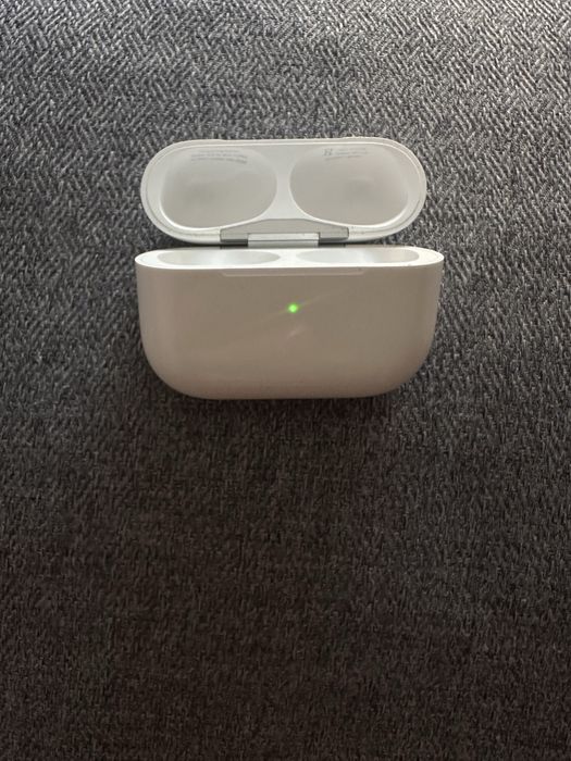 Кейс airpods pro 2 оригинал