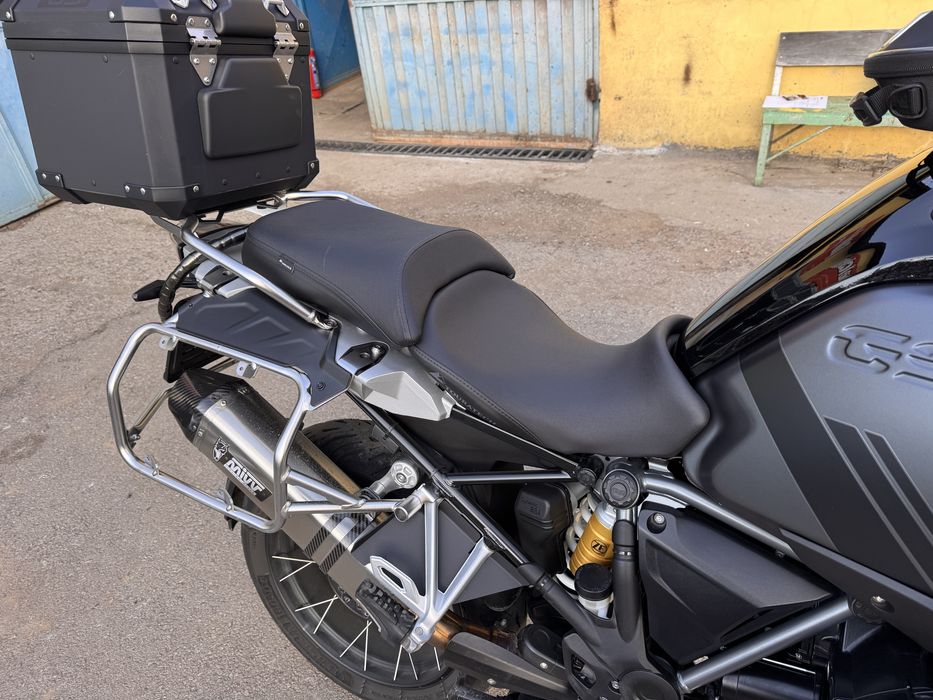 Седалки за BMW R1200/1250GS