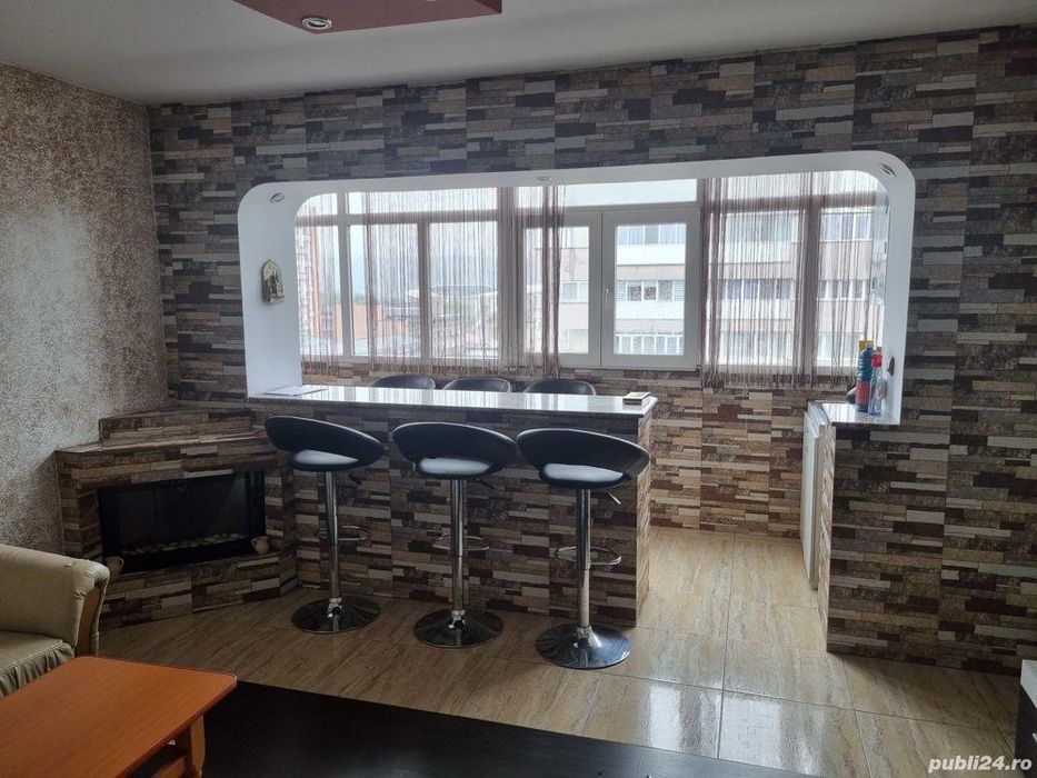 inchiriez apartament 2 camere ultracentral