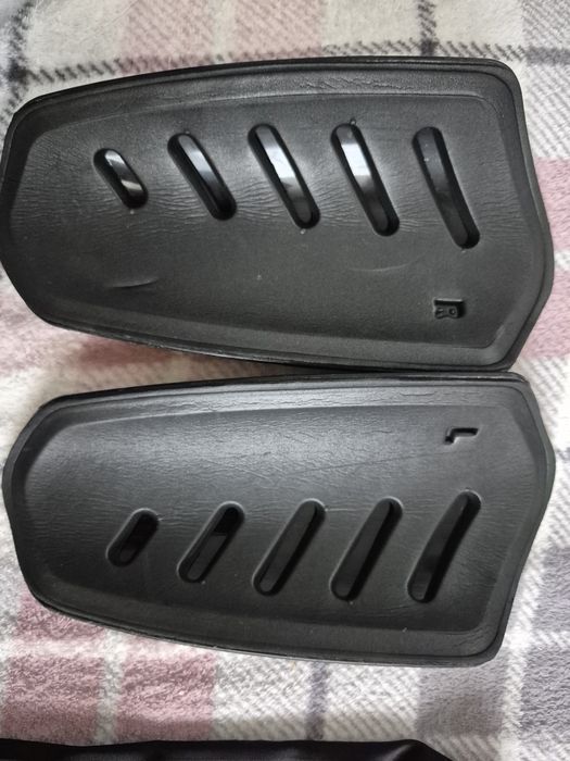 Tibiere fotbal Puma Ultra Light Sleeve (Mărimea XL - Adult)