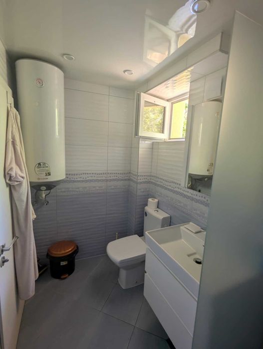 Продавам къща до сп. Марек