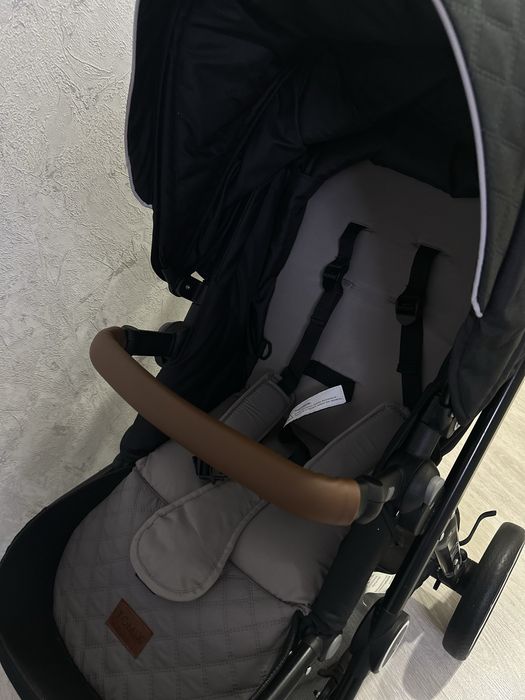 Продам коляску детскую