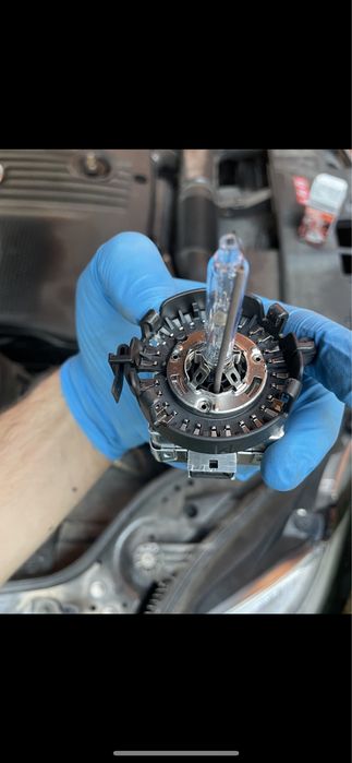 Becuri Philips XenStart (Mercedes) D1S