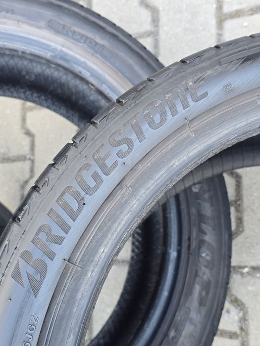 225 40 19 Bridgestone