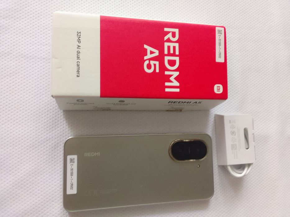 Redmi A5 - 128 GB  4 G si 64 GB
