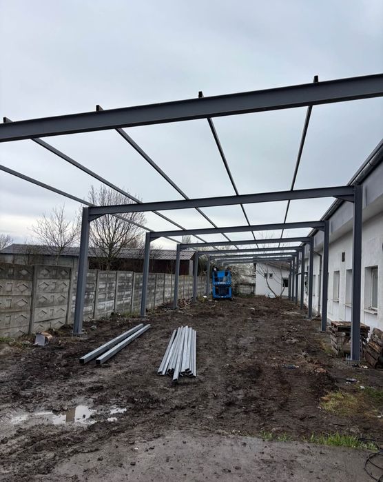 Structuri metalice complete pentru hale, cu lățimi de 5x20x4 m, 6x20x4 m, 8x20x4 m, 10x20x4 m, 12x20x4 m, 14x20x4 m, 16x20x4 m, 18x30x4 m și 20x50x4 m