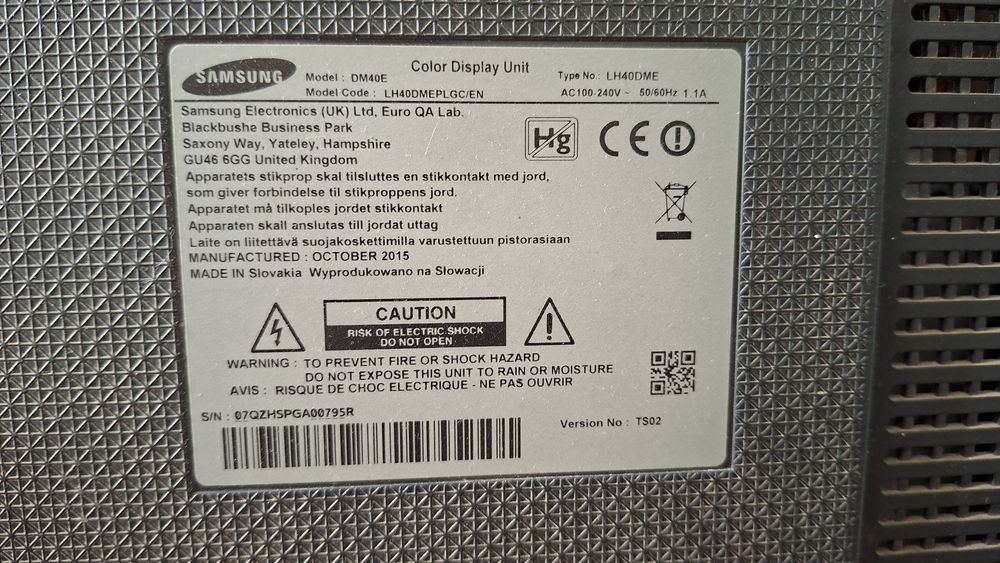Монитор Samsung DM40E