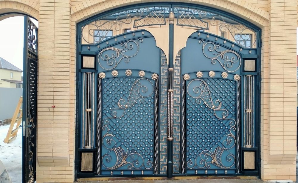 Ворота,Навес, Перила,  Решётки, казерки
