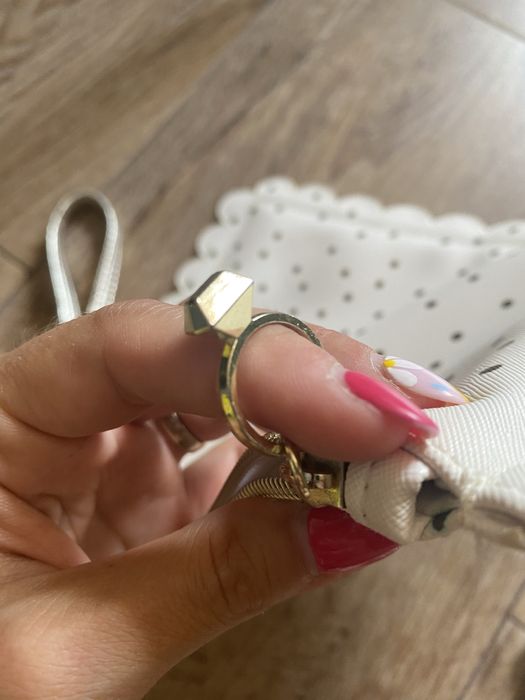 Clutch Asos mireasa, inscriptie Bride