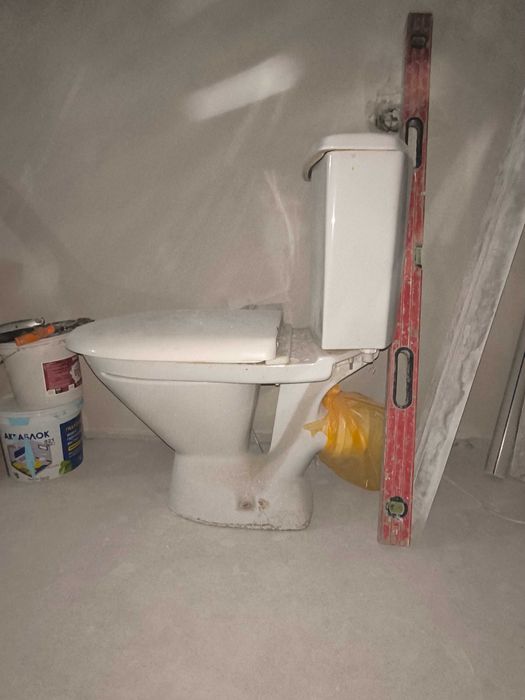 Продам унитаз б/у