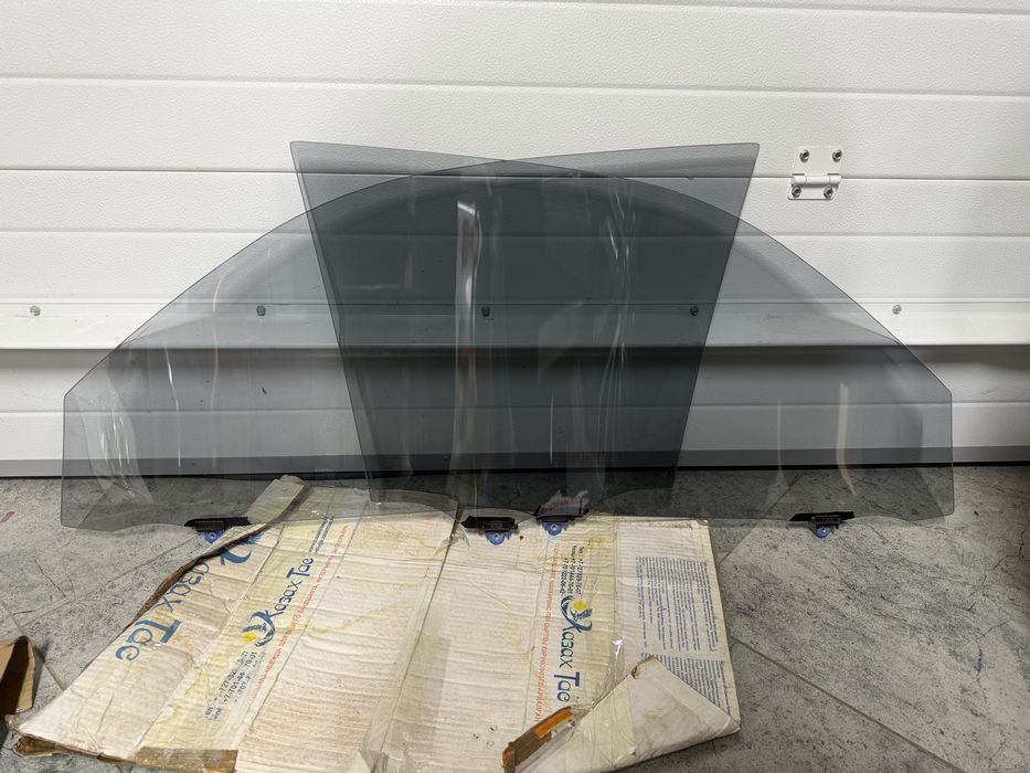 Стекла тонированные prado 150